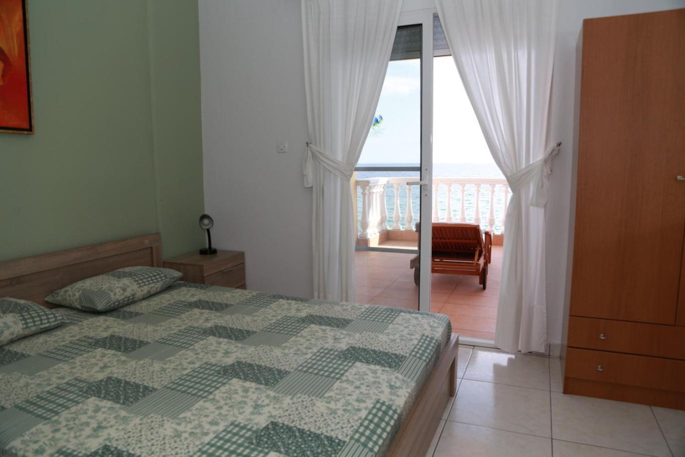 George & Katerina Houses Paralia Dionysiou Luaran gambar